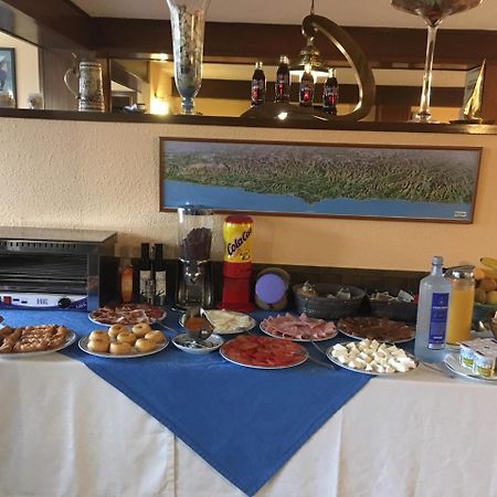Hotel Brisamar Bañugues Εξωτερικό φωτογραφία