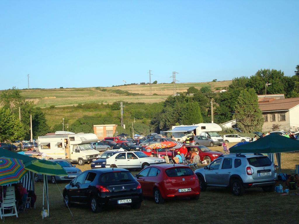 Hotel Brisamar Bañugues Εξωτερικό φωτογραφία