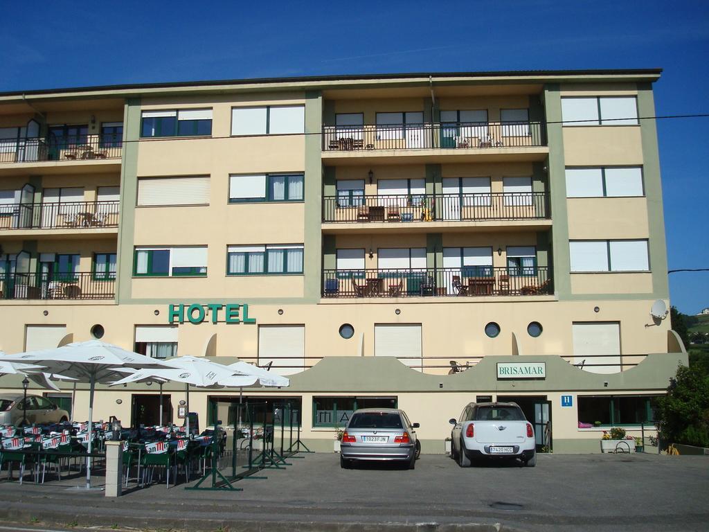 Hotel Brisamar Bañugues Εξωτερικό φωτογραφία