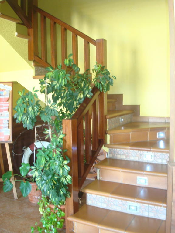 Hotel Brisamar Bañugues Εξωτερικό φωτογραφία