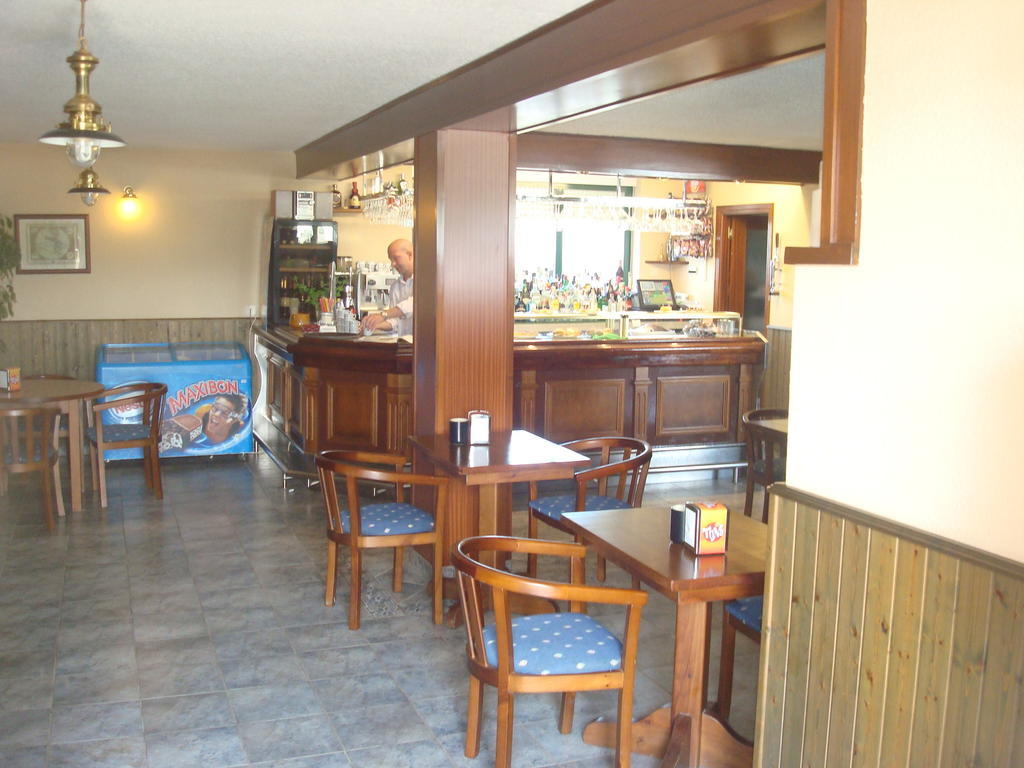 Hotel Brisamar Bañugues Εξωτερικό φωτογραφία
