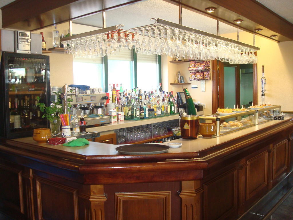 Hotel Brisamar Bañugues Εξωτερικό φωτογραφία