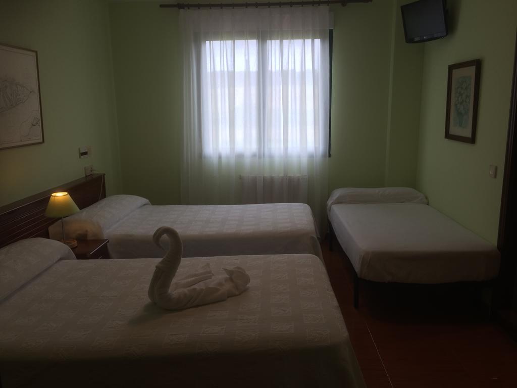 Hotel Brisamar Bañugues Εξωτερικό φωτογραφία