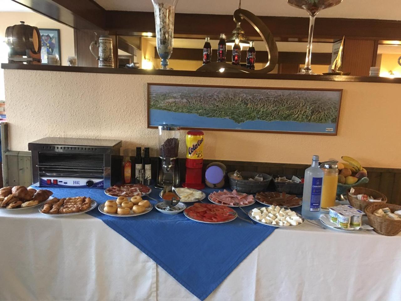 Hotel Brisamar Bañugues Εξωτερικό φωτογραφία